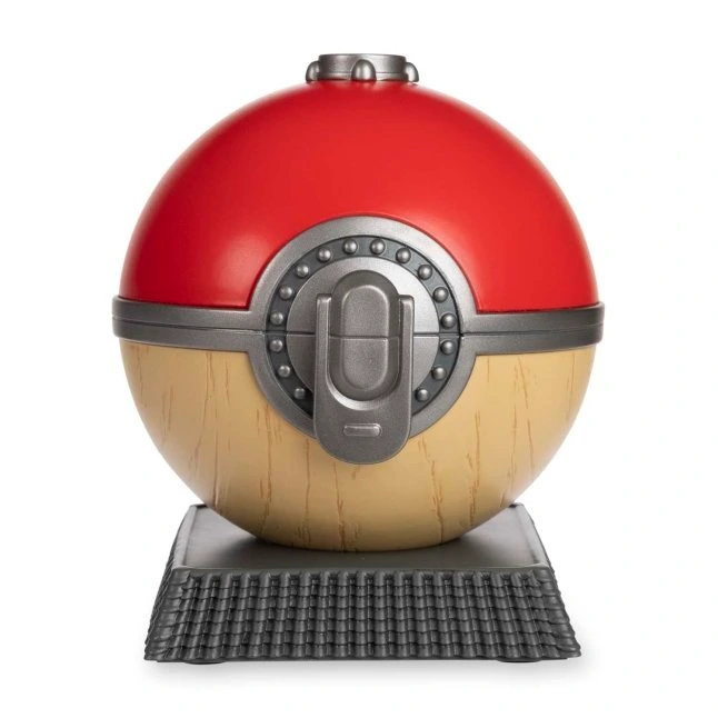 Pokémon Legends: Arceus Poké Ball Replica Figure