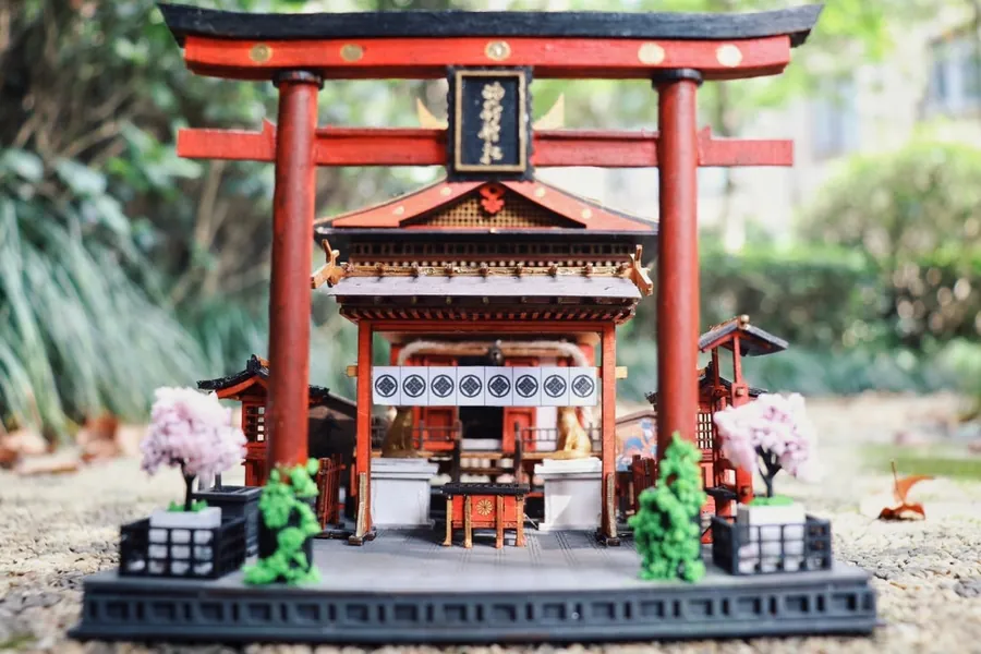 DIY Inari Shrine Kyoto Wooden Miniature Doll House kit || Adult Craft Gift Decor