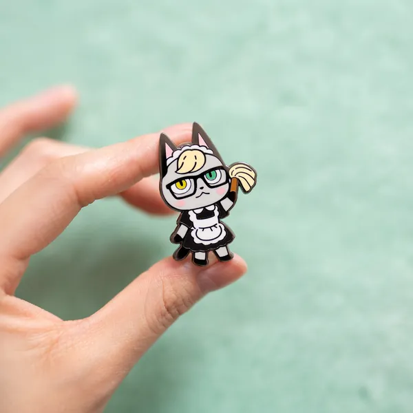 Raymond the Cat Hard Enamel Pin - Raymond Maid [A Grade] / Simple Rubber Back