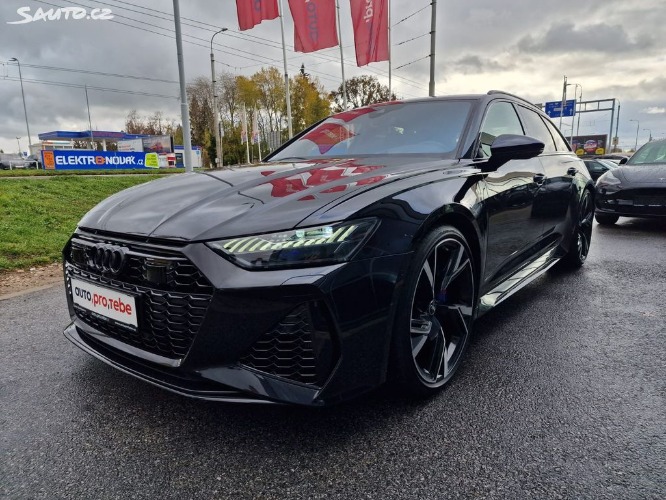 Audi RS6 4.0TFSI Dyn+/Kerami/B&O/Matrix | Sauto.cz