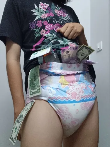 Money in the diaper :3
