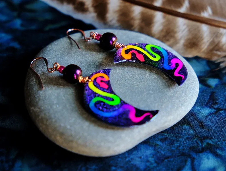 Moon shaped snake earrings,gothic style snake earrings, resin snake earrings handmade, witchy snake dangle earrings, witchy moon earrings
