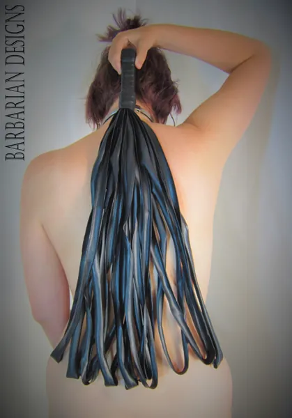 Looped Falls Large Bike Tube Flogger