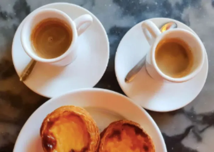 Treat Me to Coffee & Cake!