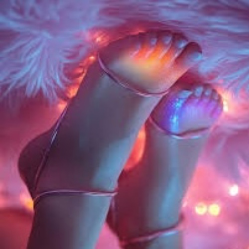 Kiss my 🦶🏻🎀