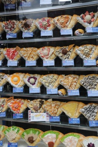 Buy me crepes _(:3」z)_