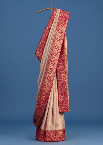 Off White Kanjivaram Woven Silk Saree With Contrast Pallu