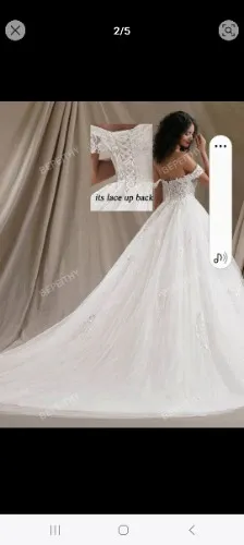 Wedding gown