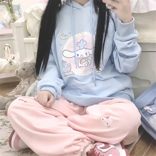 Kawaii Blue Cinnamoroll Baking Hoodie with Sweet Details - M