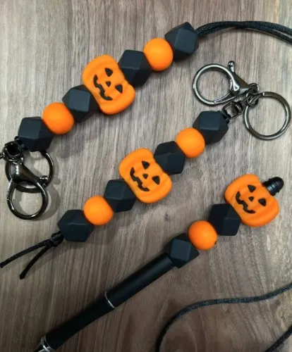 Beaded Pen, Keychain & Lanyard Set(Pumpkin)