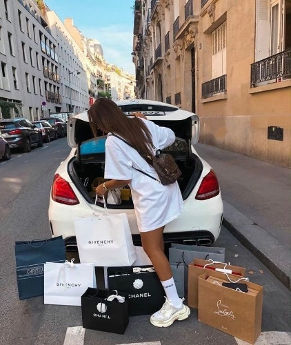 Take me shopping 