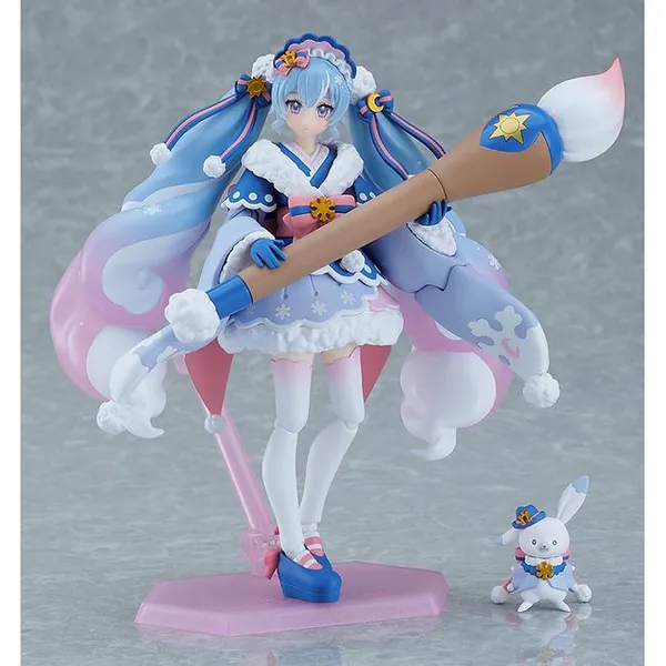 figma Snow Miku: Serene Winter ver.