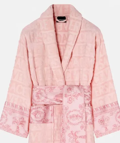 I ♡ Baroque Bathrobe
