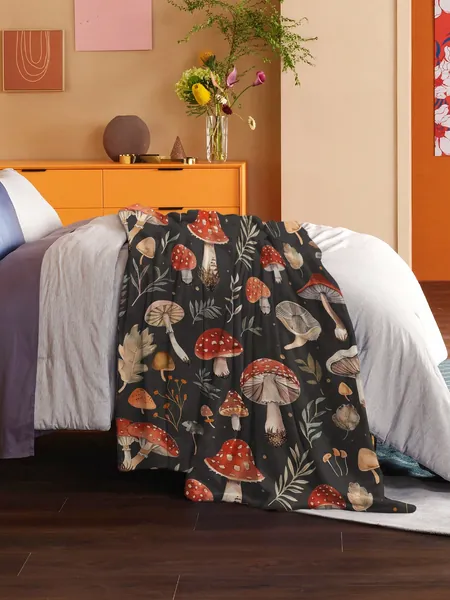 1pc Vintage Illustration Style Forest Plant Mushroom Pattern Printed Square Plush Blanket, Soft And Warm, Suitable For All Seasons And For Living Room, Couch, Recliner, And Bedroom Bedspread, Great For Traveling, Camping, And As Gift
