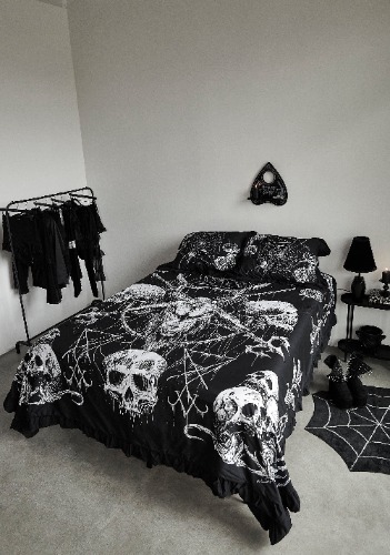 Macabre Charms Duvet Set | BLACK / Full/Queen