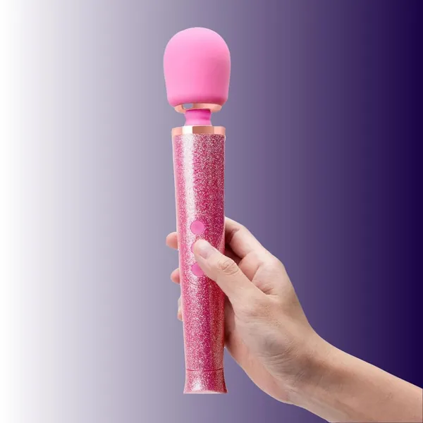 Le Wand 'All that Glimmers' Small Wand Vibrator - Pink by Condomania.com