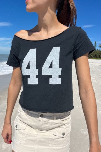 Robyn 44 Top | Black / Regular Fit