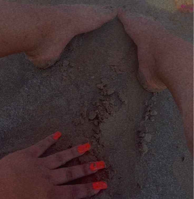 pay for my toes 👅