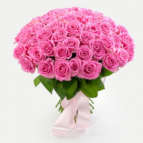 A large bouquet of roses 