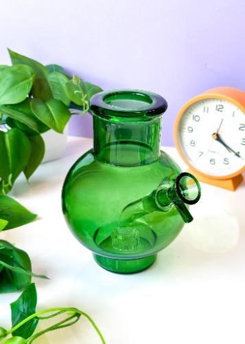 RETRO VASE BONG - GREEN