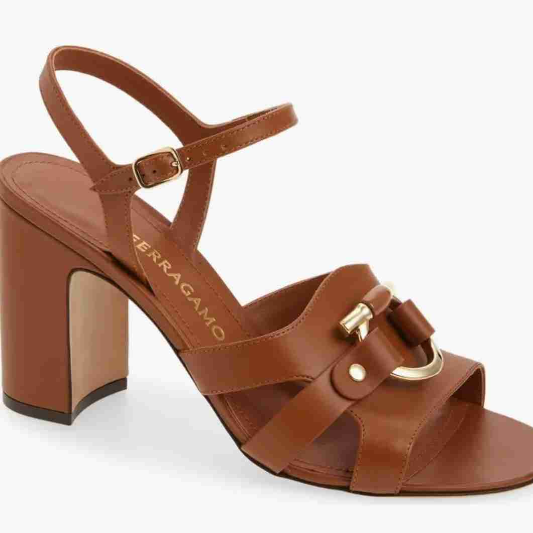 Lumya Gancio Ankle Strap Block Heel Sandal