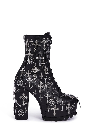 Idol Worship Charm Boots