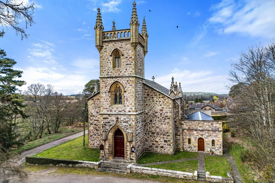 FemDom Church tribute 