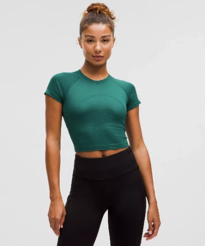 Swiftly Tech Cropped Short-Sleeve Shirt 2.0