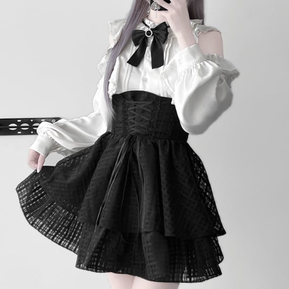 Off-Shoulder Top & High Waist Skirt | M