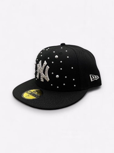 Black NY Fitted Hat | 7 1/4