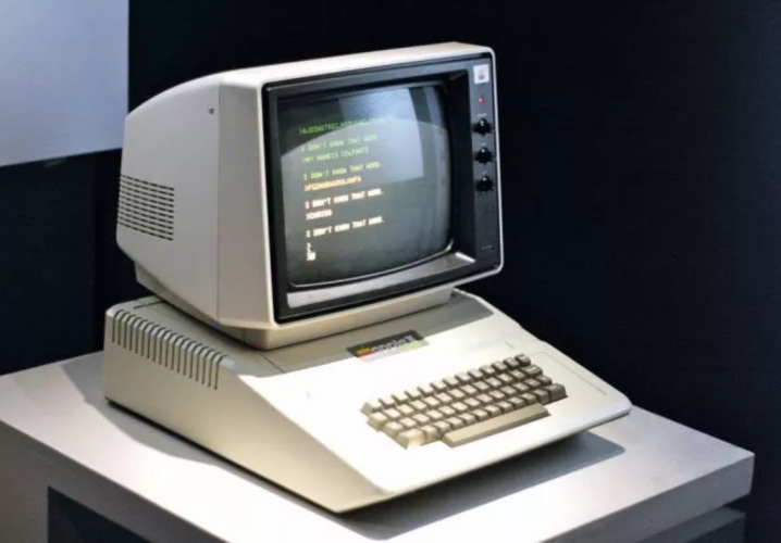 Der Computer!! -$500 Cash Gift-