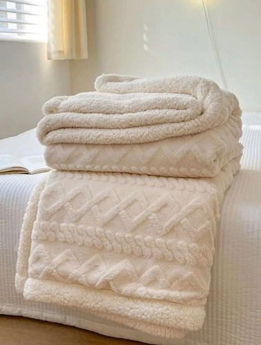 Couverture unicolore duveteux