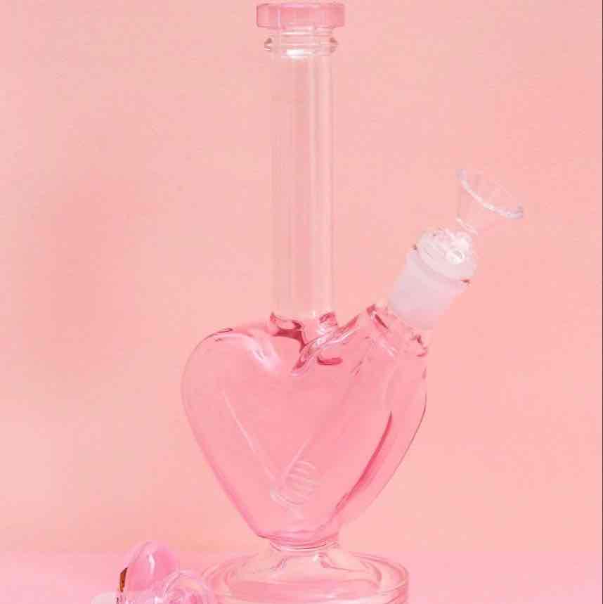 eddie's first water pipe!