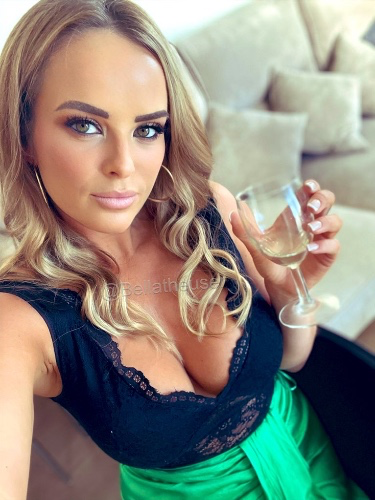 25 for a bottle of prosecco