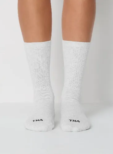 My feet get cold easily😅