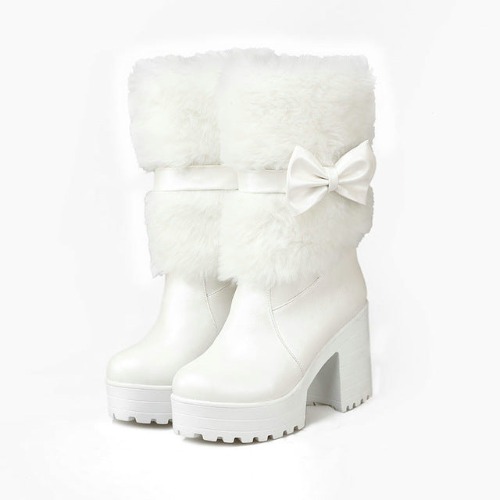 Furry Pink Bow Boots - White / 8