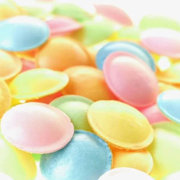 MyCandyShop 100 Flying Saucer Sweets - Retro Sweets - Packed in Resealable Bag UK