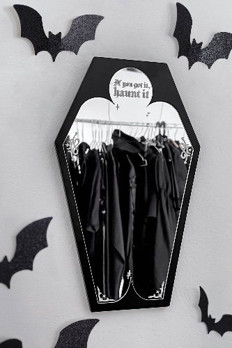 Kitsu Mirror | One Size / Black / 73.3% MDF 26.7% Acrylic