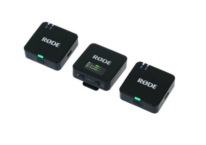 (Cam Stuff) Wireless Mics