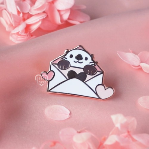 Love Letter Otter Enamel Pin