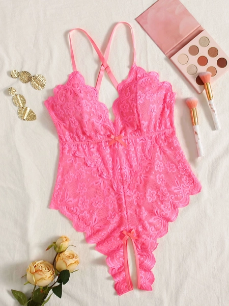 Plus Floral Lace Scallop Trim Crotchless Teddy Bodysuit