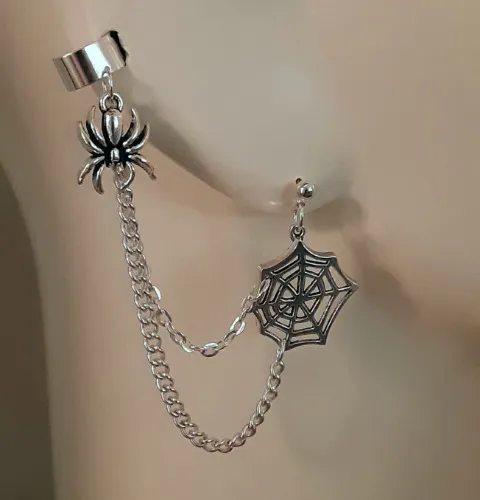 Spider & Web Ear Cuff