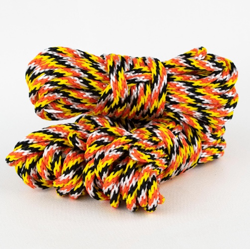 Agreeable agony candy corn rope