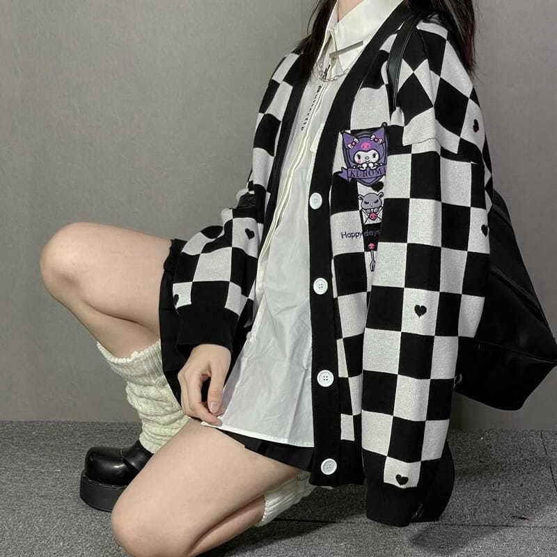 Kawaii Checkered Cardigan - M / Black