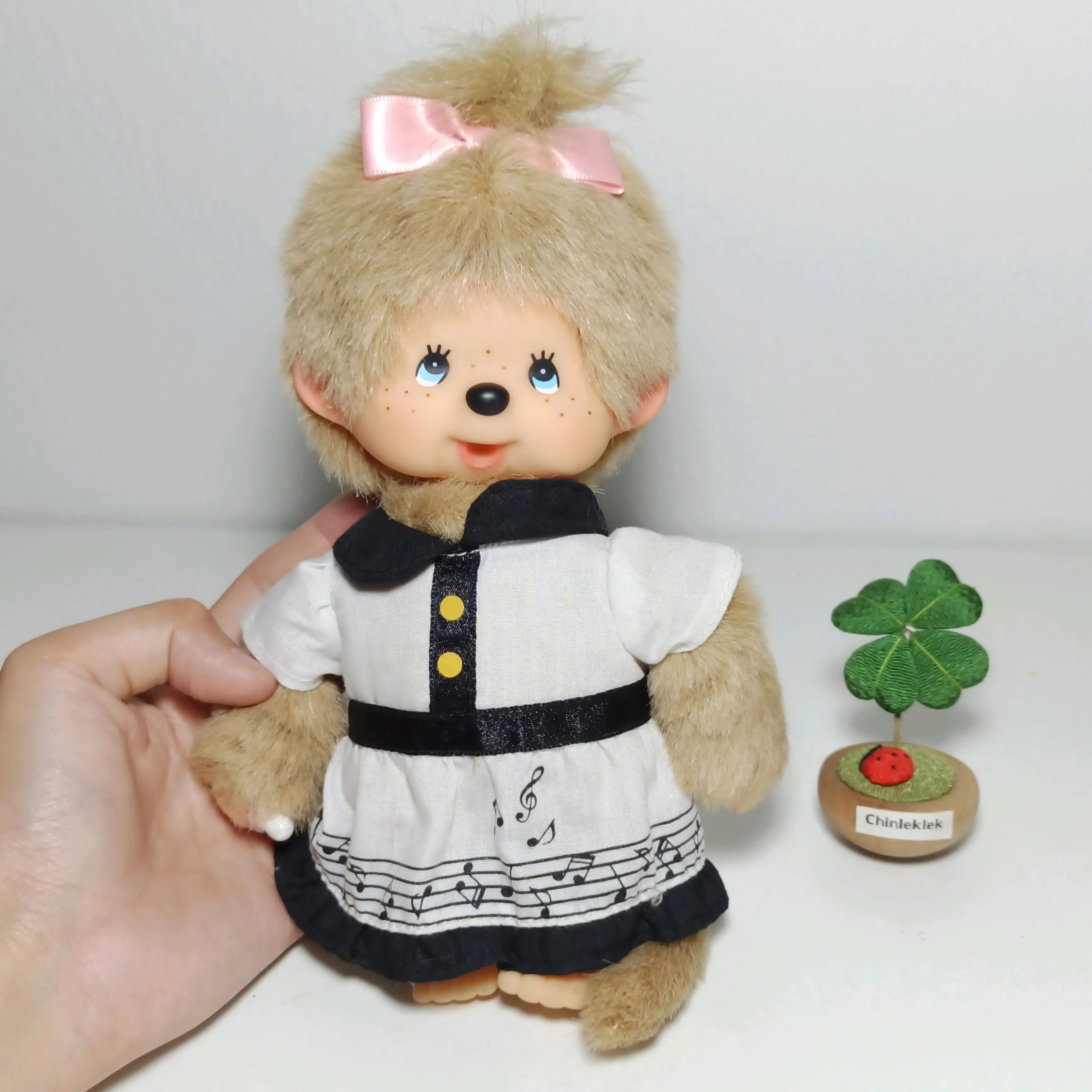 Monchhichi doll