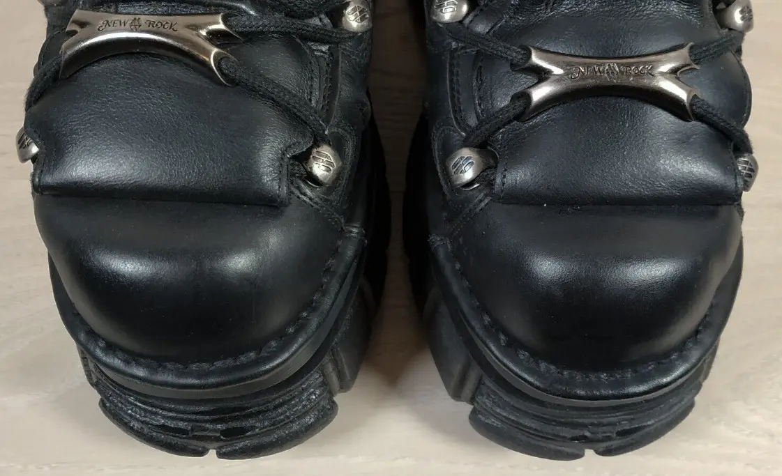 NEW ROCK Leather Gothic Platform Boots