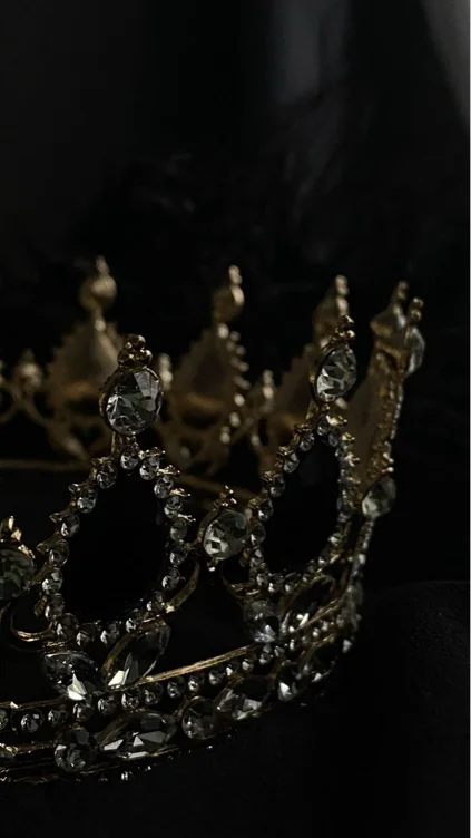 Standard Crown 