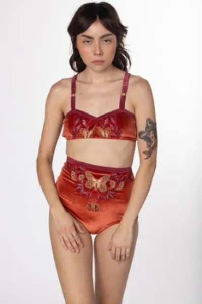 SWALLOWTAIL SET