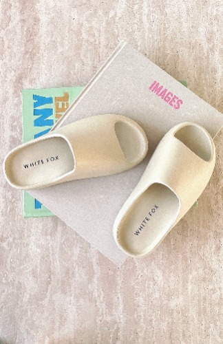 On The Edge Slides Off White | 7