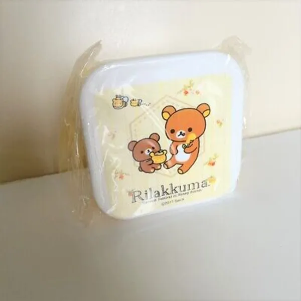 Adorable San-X Rilakkuma Small Lunch/Snack Box -Thankies so much! ♡